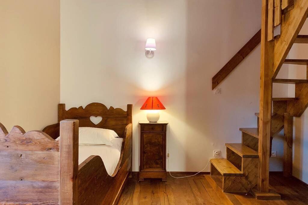 Charmante Maison De Village: Prestation De Qualite, Tout Confort, Terrasse Targassonne エクステリア 写真